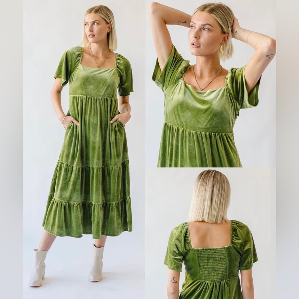 The Paige Square Neck Velvet Dress in Moss by Piper & Scoot MEDIUM NWT